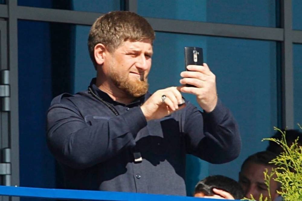 Кадыров призвал отправлять нарушителей самоизоляции убирать улицы