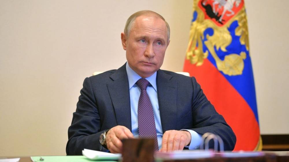 Путин заявил, что россияне всегда сопротивлялись любым напастям «всем миром»