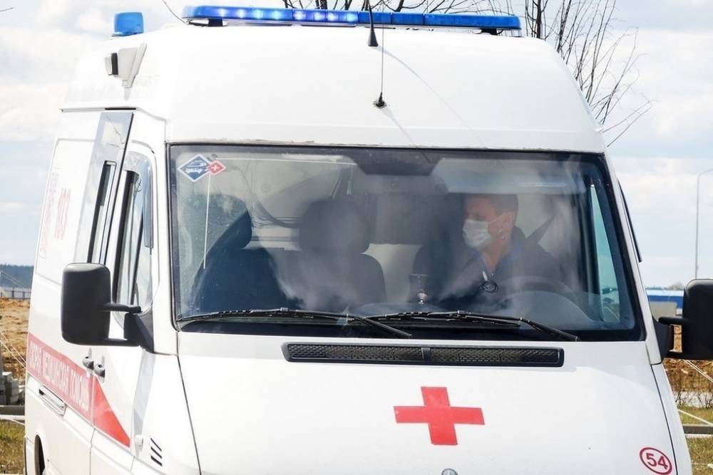 Заразившимся коронавирусом врачам Ставрополья пообещали по миллиону рублей