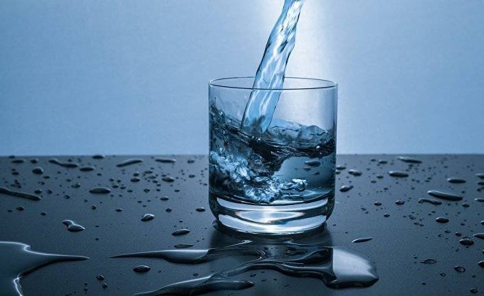 Sözcü (Турция): пейте воду для защиты от коронавируса!