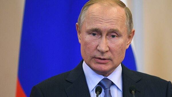 Путин призвал не закрывать все организации «под одну гребенку»