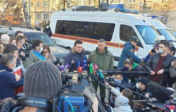 В окружении Воробьёва объяснили, почему губернатор ходил без маски на месте взрыва в Орехово-Зуеве