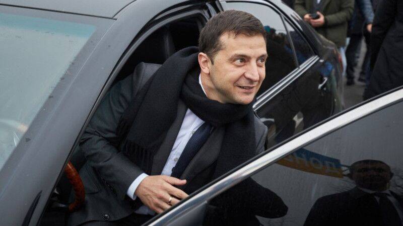 Политолог Карасев заявил, что Украина может объявить дефолт после получения денег от МВФ