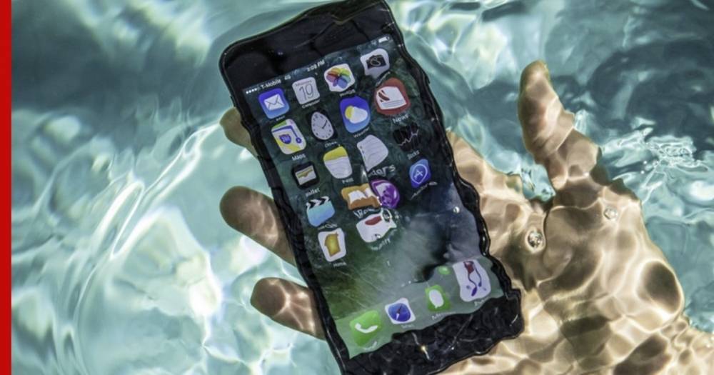 iPhone 8 «выжил» после двух месяцев под водой