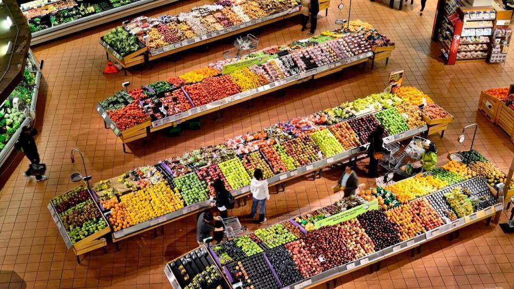 Спрос на фрукты и овощи в России снизился на 30% из-за коронавируса