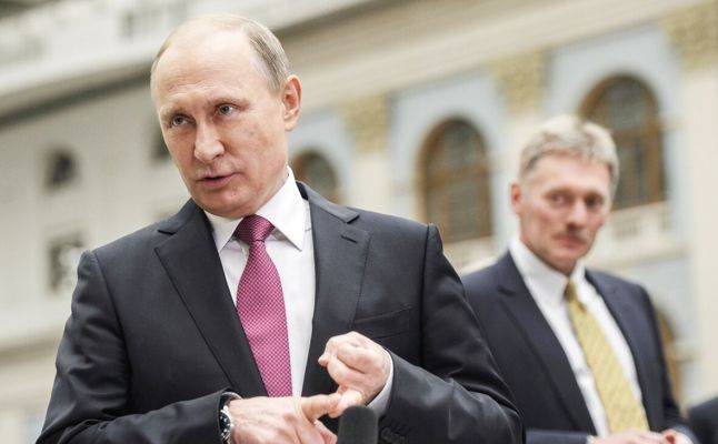 Песков рассказал, как долго Путин может работать удалённо