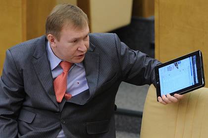 Бывший депутат Госдумы сравнил просьбы россиян и бизнеса о помощи с мародерством