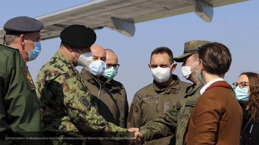 Сербам показали, как военные медики из РФ борются в их стране с COVID-19
