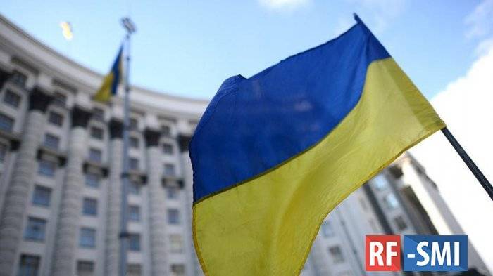 Министр рассказал, кто и когда начал продавать суверенитет Украины