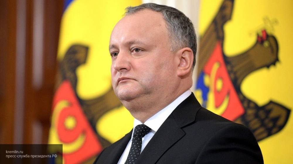 Додон призвал оппозицию Молдавии прекратить политические конфликты на период пандемии