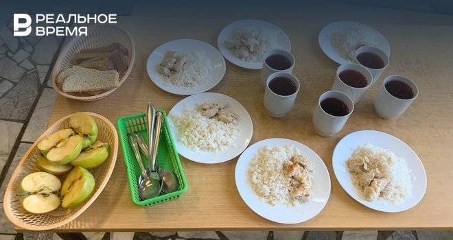 Нижнекамским школьникам выдадут сухие пайки вместо льготных школьных обедов
