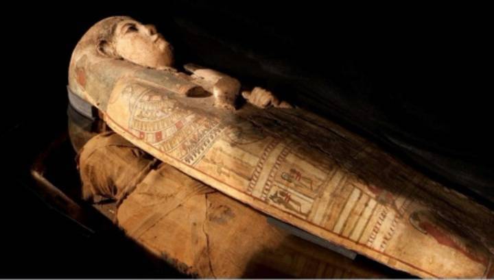 Внутри саркофага с мумией обнаружено удивительное изображение
