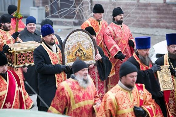 Сотрудников Екатеринбургской епархии отправляют в отпуска из-за коронавируса