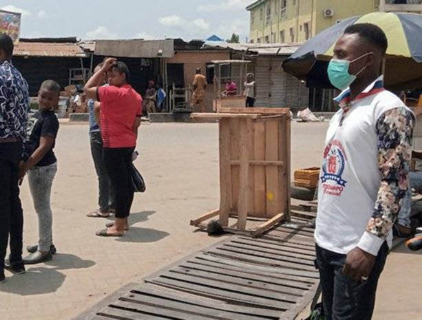 Госаппарат африканских стран жертвует часть зарплаты на борьбу с коронавирусом