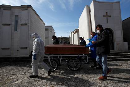 В Италии от коронавирус погибли больше 100 медработников