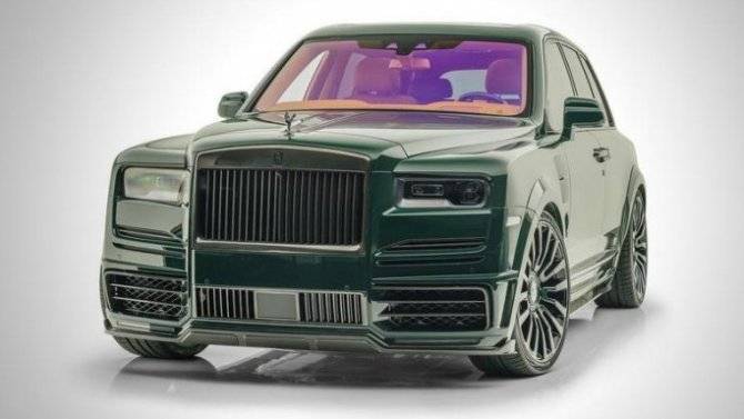 Rolls-Royce Cullinan мимикрирует под гоночный болид - usedcars.ru - Англия - county Green