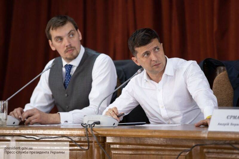 Киевский политолог Головачев объяснил, почему Зеленский скоро превратится в «хромую утку»