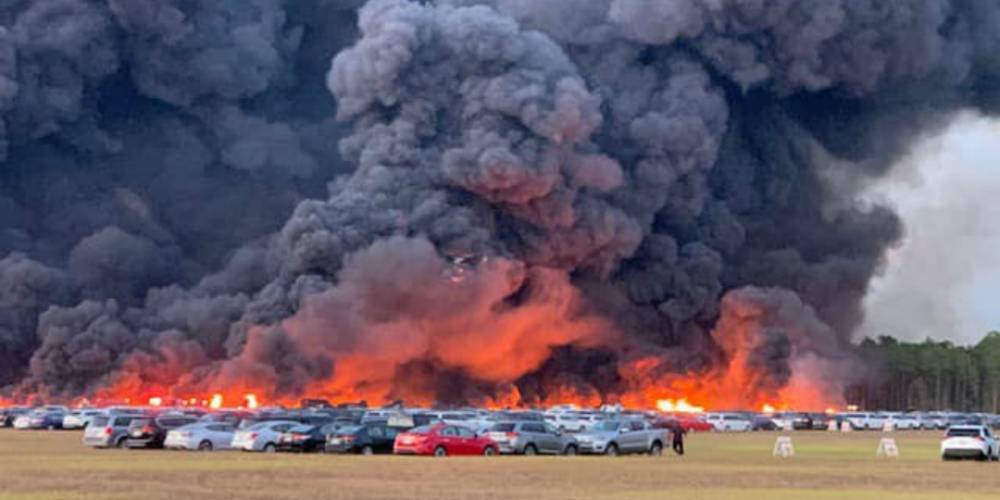 Видео: пожар уничтожил более 3500 прокатных автомобилей во Флориде