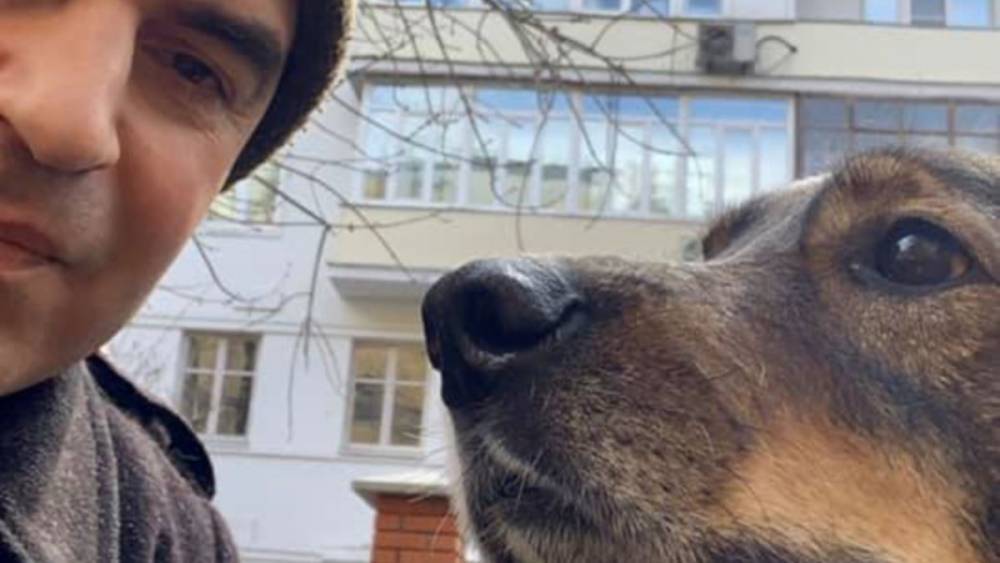 Гулявшему с собакой на Патриарших прудах Иисусу Воробьеву назначили штраф в 1000 рублей