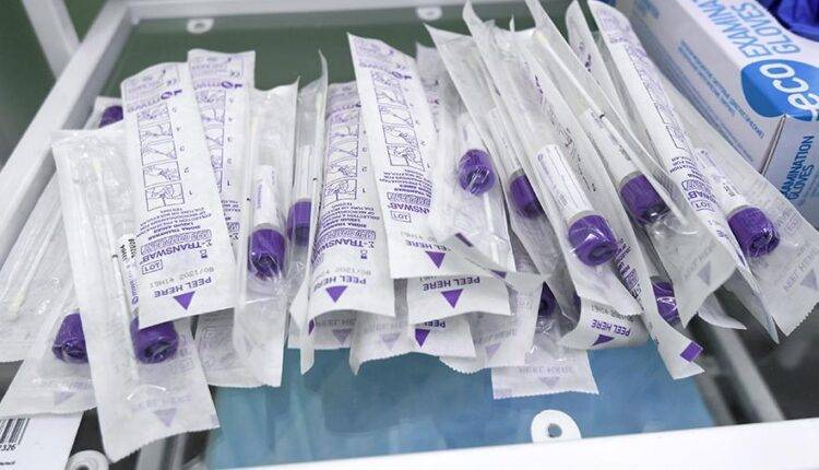 Партнеры РФПИ произвели первую партию материала для тестов на коронавирус