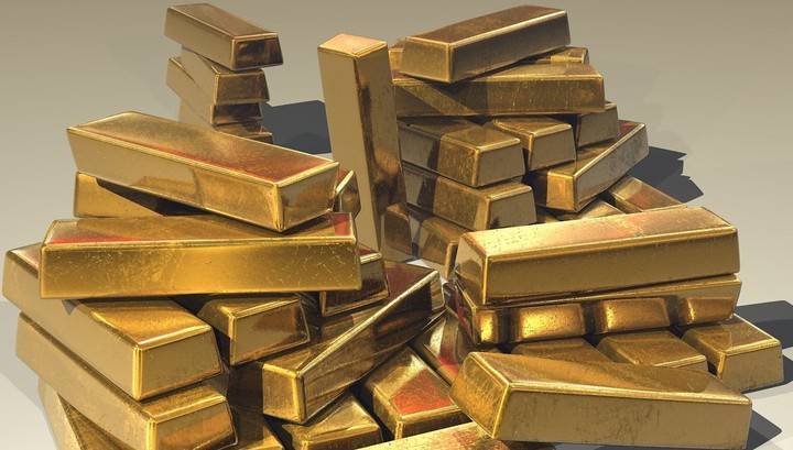 Что тревожит инвесторов и почему они массово скупают золото?