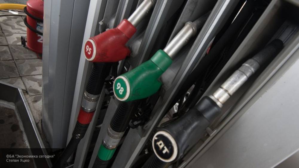 Правительство РФ планирует приостановить ввоз дешевого бензина
