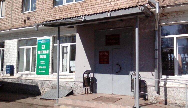 Коронавирус заподозрили у врача детской поликлиники в Костроме