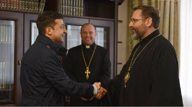 Украинские греко-католики согласились праздновать Пасху в режиме трансляции
