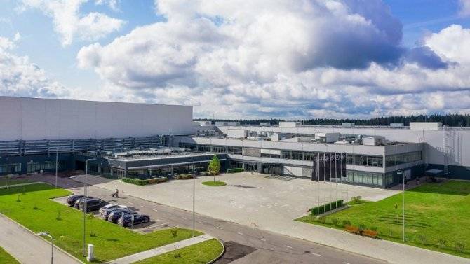 Регионы решают: возобновил работу российский завод Mercedes-Benz