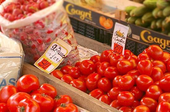 Минсельхоз рассмотрит возможность ограничения импорта помидоров в Россию