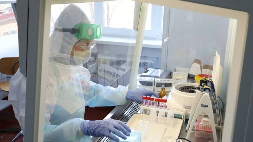Новые случаи заражения коронавирусом выявлены в 43 регионах России
