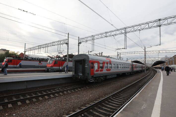Пассажиров российских поездов разместят на безопасной дистанции друг от друга