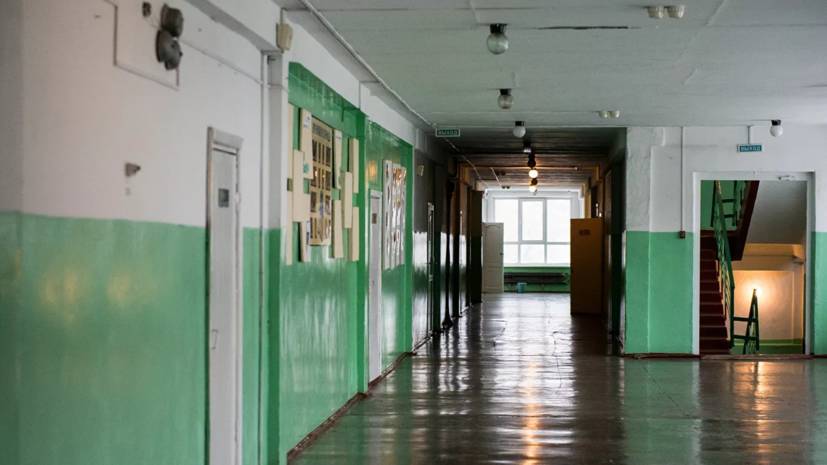 В России одиннадцатиклассникам могут продлить учебный год до 8 июня