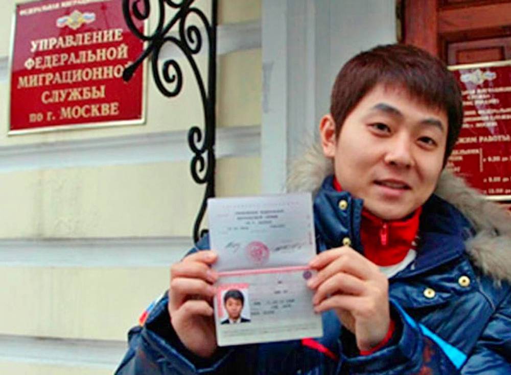 Иностранцам предложили давать гражданство РФ без отказа от имеющегося