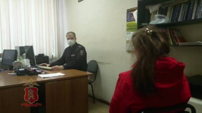 В Красноярском крае две девушки ради лайков сожгли чужую дачу