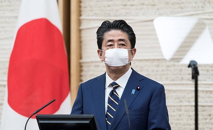 На грани «взрыва эпидемии»: Япония вводит режим чрезвычайной ситуации (Майнити)