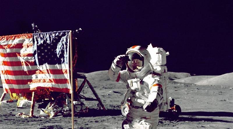 Трамп подписал распоряжение, разрешающее США добывать ресурсы в космосе, в том числе – на Луне