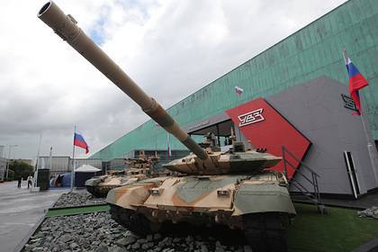 Готовящий танки к параду Победы завод вызвал работников с карантина