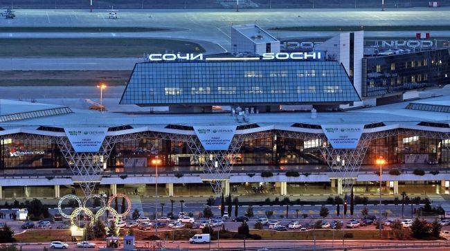 Аэропорт в Сочи переходит на 12-часовой режим работы