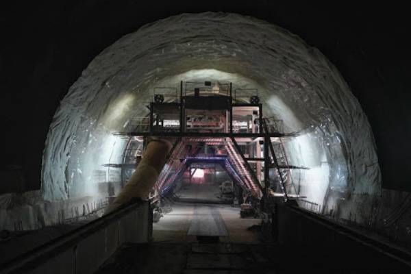 Китай завершил строительство 47 железнодорожных туннелей в Тибете