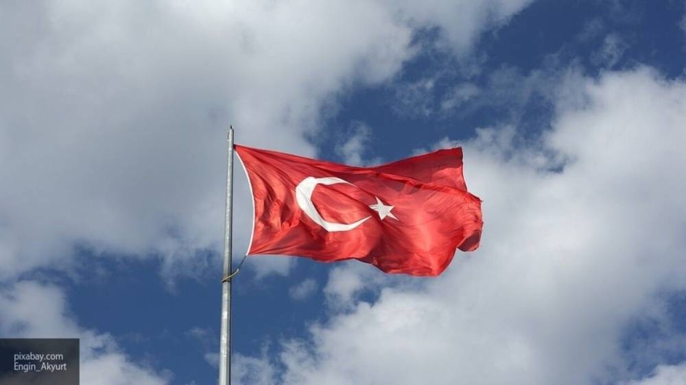 Несколько человек пострадали при взрыве на заводе производителя вооружения в Турции