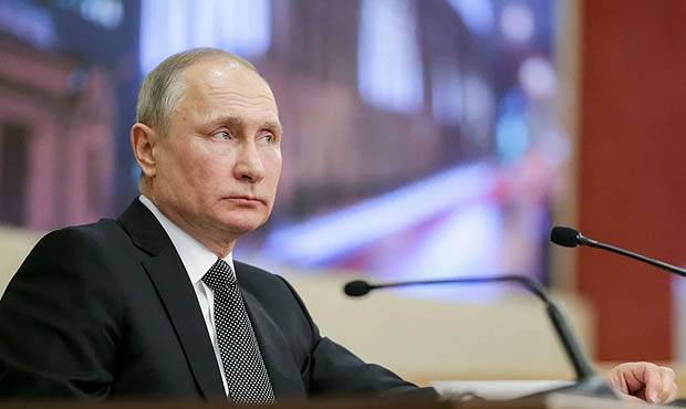 Владимир Путин обсудит с экспертами вопрос о сокращении количества нерабочих дней