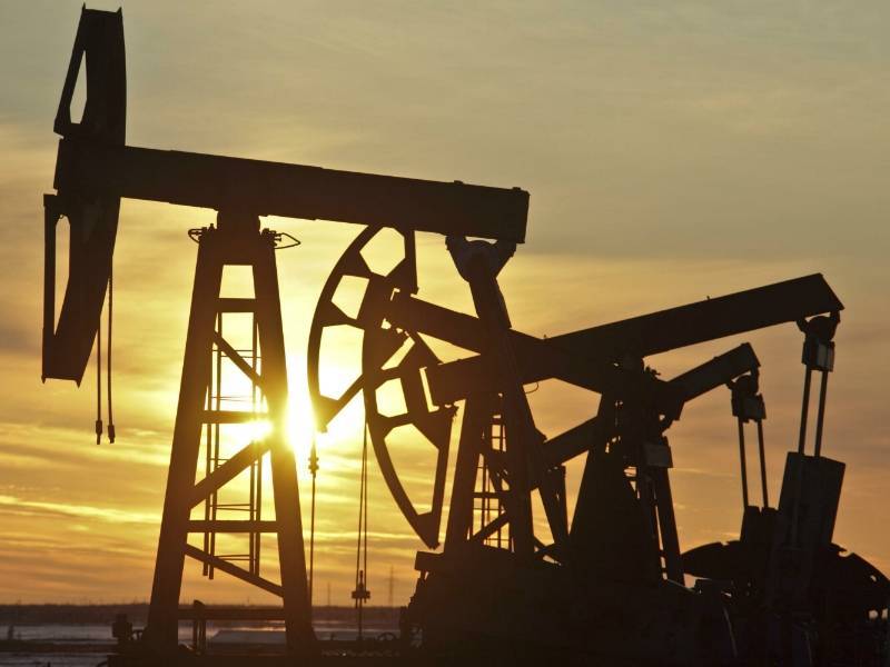 Черная метка: приведет ли обвал цен на нефть к развалу России, как было с СССР?