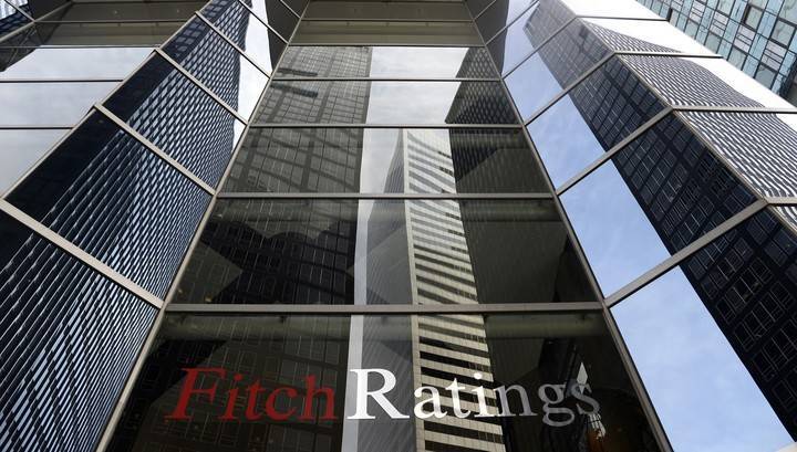 Fitch пересмотрело прогнозы 15 российских банков