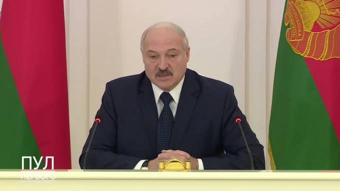 Александр Лукашенко рассказал об избирательности коронавируса