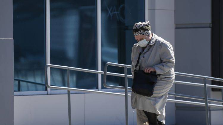Больницу в Крыму закрыли из-за угрозы массового заражения COVID-19