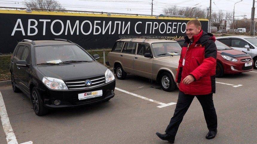 Продажи автомобилей в России резко выросли по итогам марта