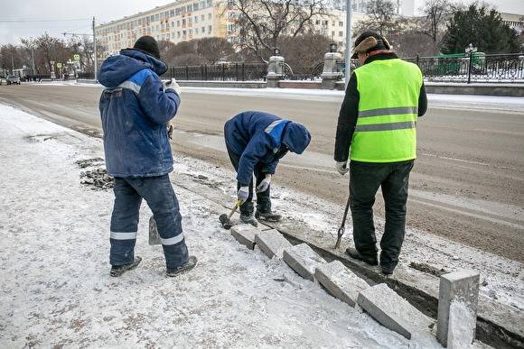 Мэрия Екатеринбурга не будет откладывать ремонты дорог, несмотря на коронавирус