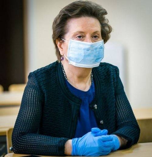 В ХМАО законтрактовали 1 млн масок для больниц. За сутки в Югре COVID-19 заболели трое