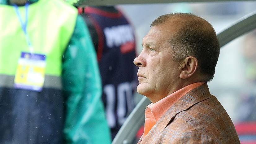 Президент «Урала» заявил, что до 1 мая не будет сокращать зарплаты футболистам